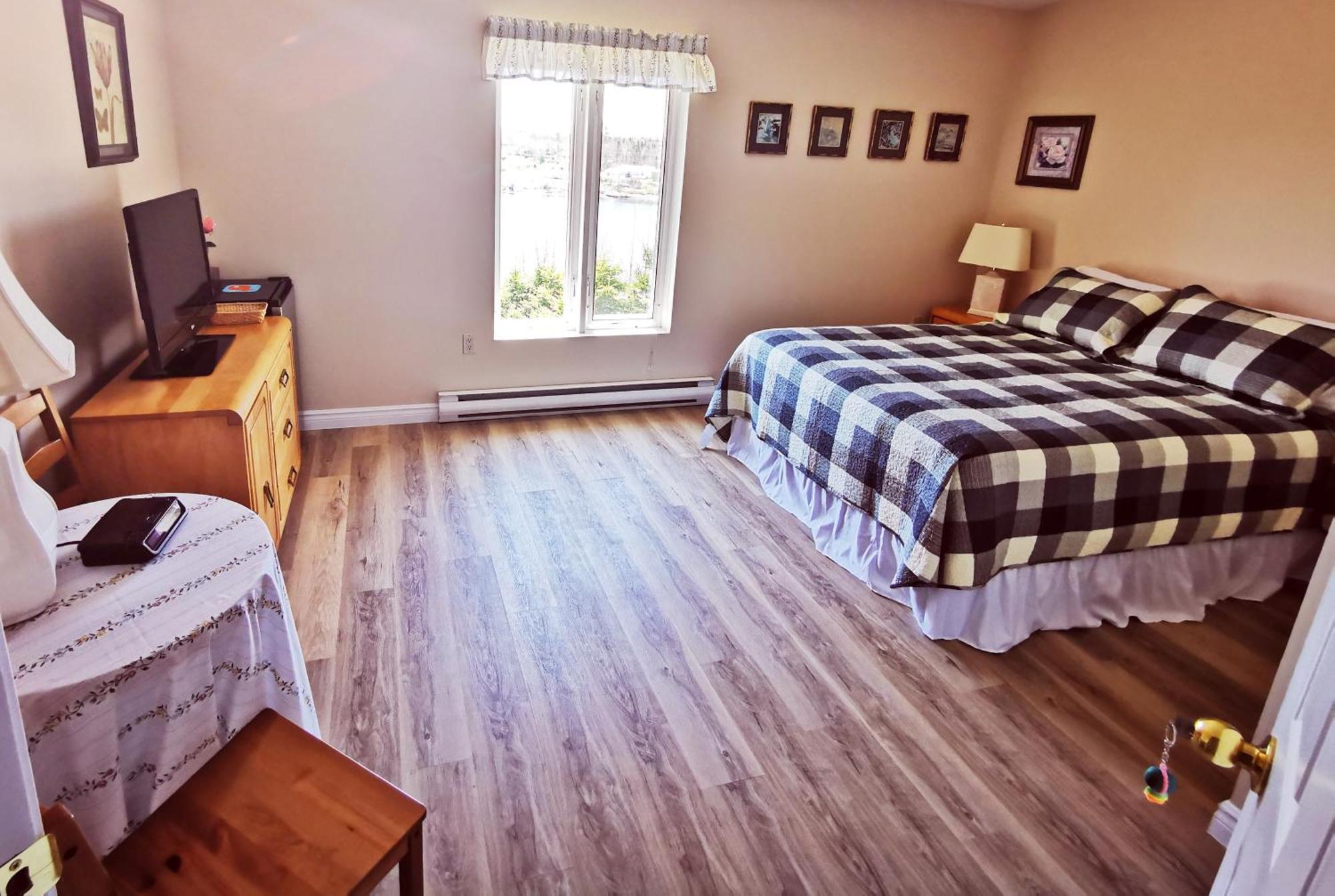פגי'ס קוב 181 Oceanside Inn מראה חיצוני תמונה