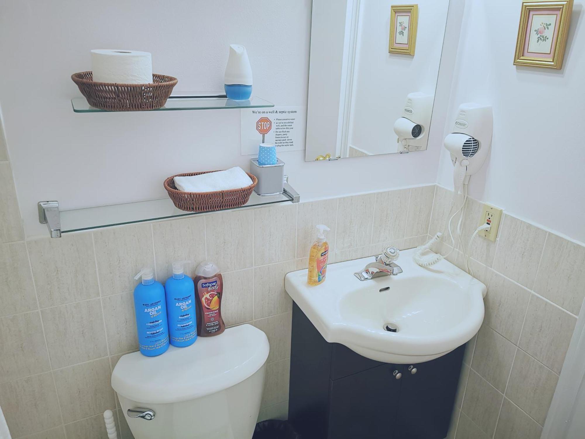 פגי'ס קוב 181 Oceanside Inn מראה חיצוני תמונה