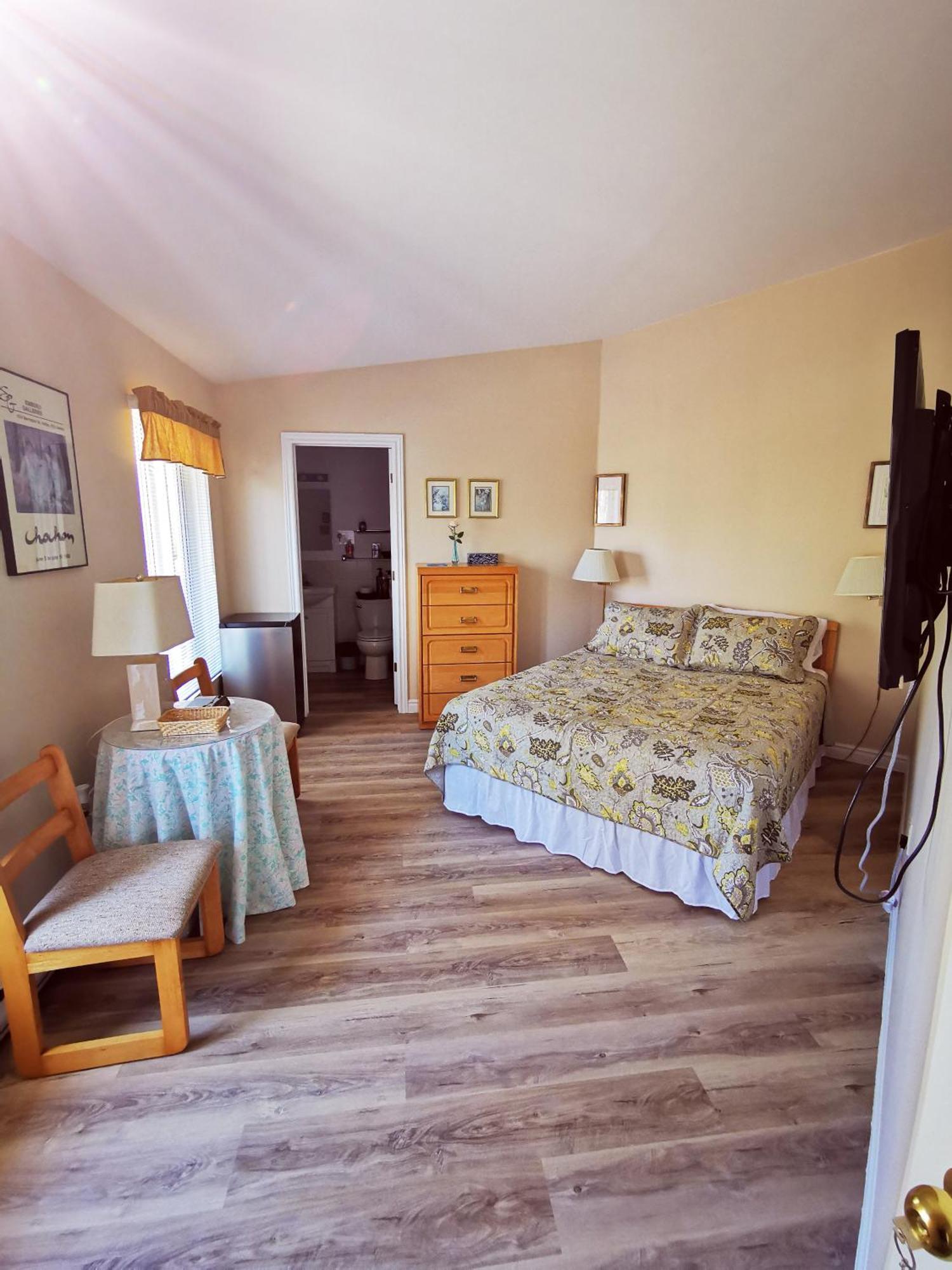 פגי'ס קוב 181 Oceanside Inn מראה חיצוני תמונה
