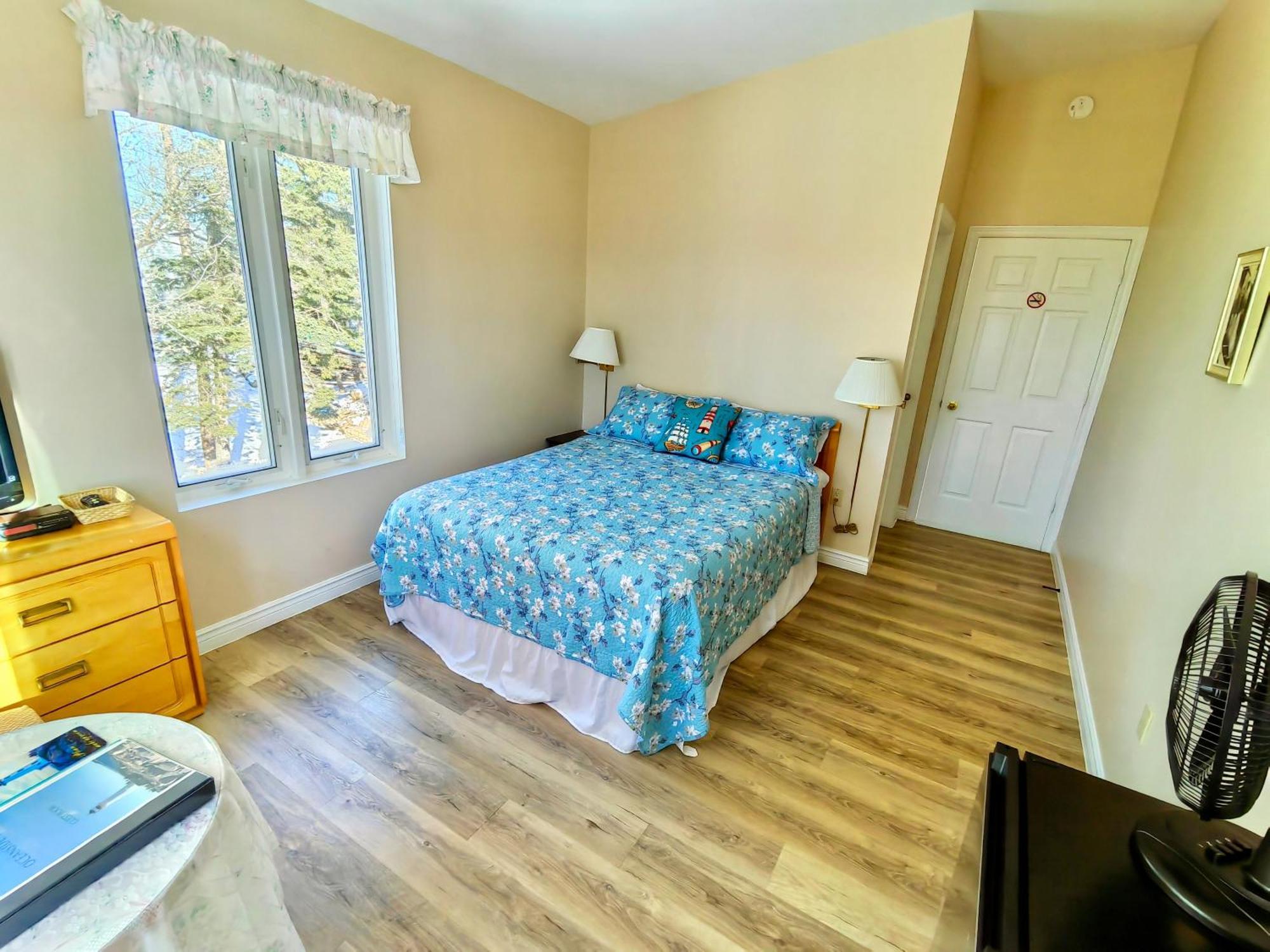 פגי'ס קוב 181 Oceanside Inn מראה חיצוני תמונה